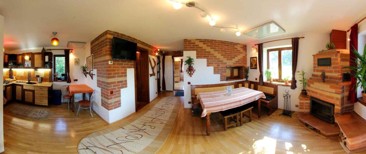 Casa Zollo Lejlighed Sălişte Eksteriør billede